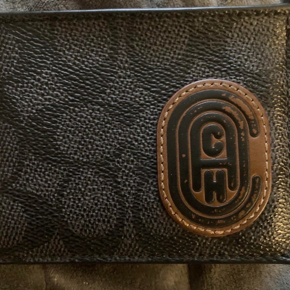 Coach Slim Billfold Wallet In Signature Canvas With Coach Patch - Picture 1 of 5